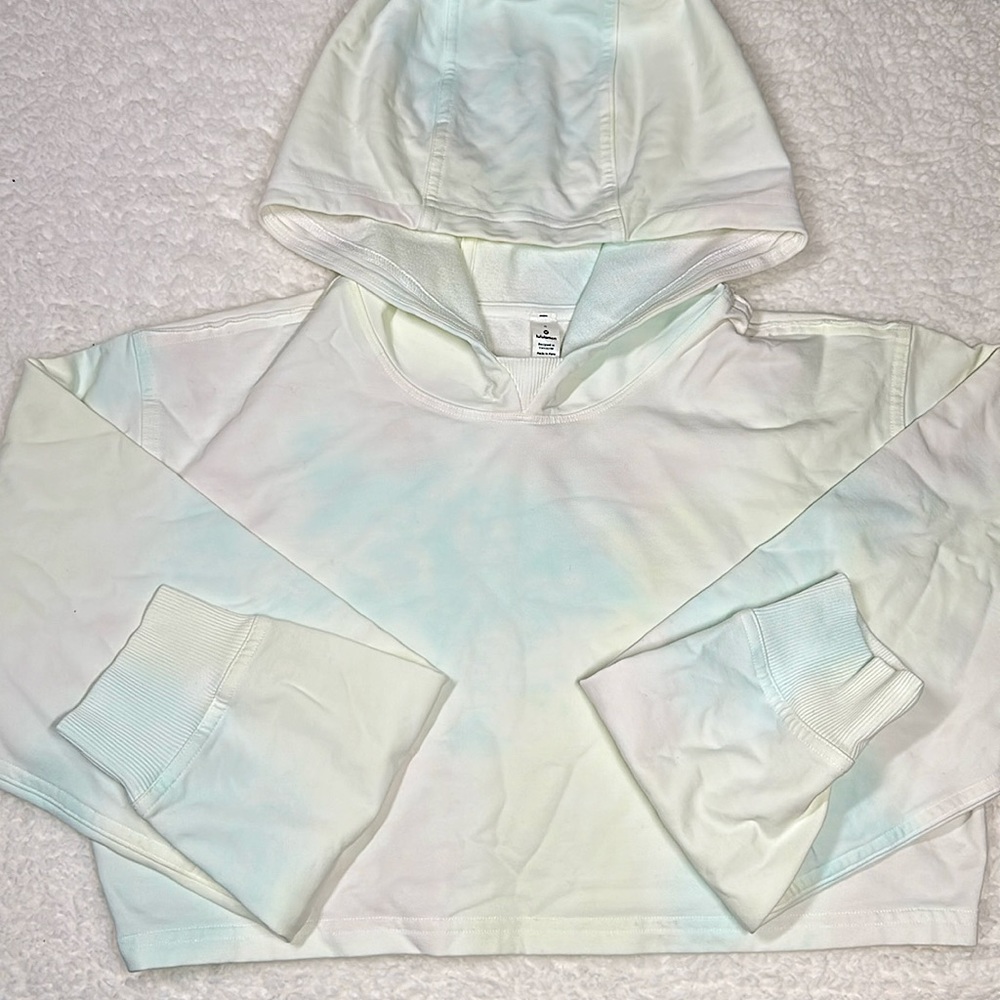 LULULEMON Cropped Hoodie Tie Dye